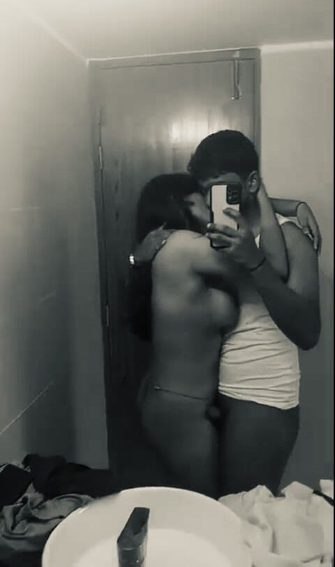 Sanayababhi: Chica universitaria follada por senior