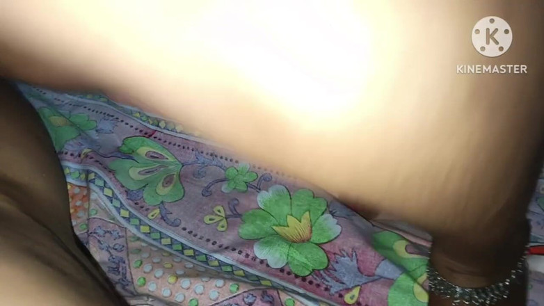 Nisha kajal: お尻で犯してください