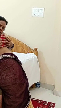 Erkek arkadaş güzel Bengalli yenge myra sen'in siyah amını sert sikiyor
