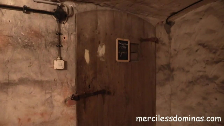 Merciless Dominas: 農場の囚人3