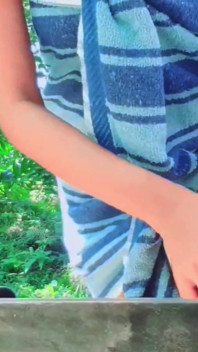 The Naughty Beauty Teen Girl Flinging Herself Outside Naked Pissing and Bathing