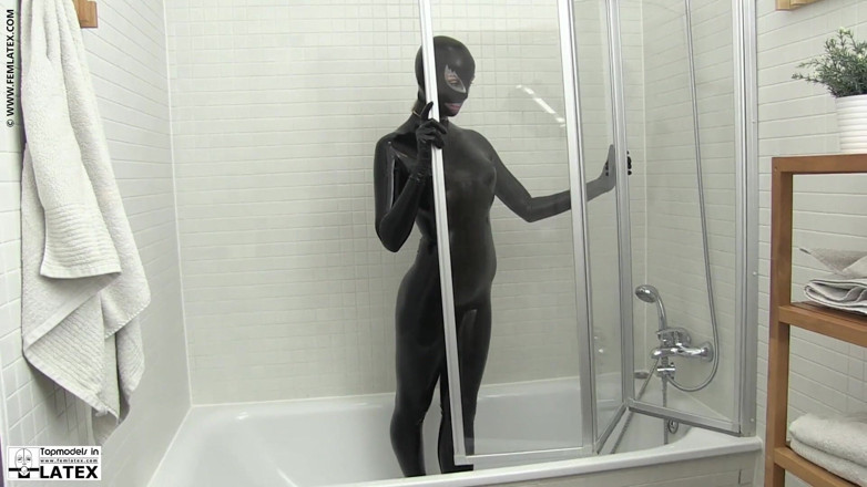 Fem Latex: Celé tělo catsuit sprchování