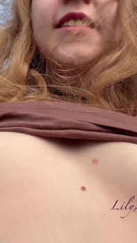 Girl Shows Her Tits and Pussy Outdoors