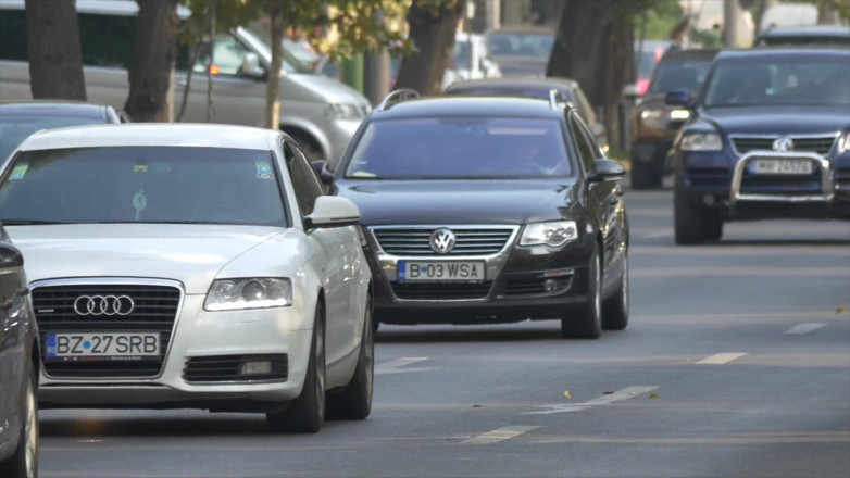 Plenna Filmes: Beni üniversiteden aldı... Beni nereye götüreceğini hiç beklemiyordum