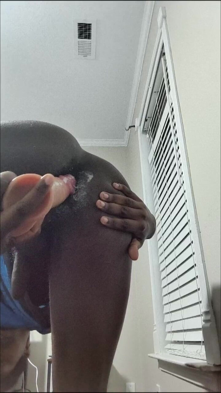 DaBlackFemboy: Femboy Gaping Hole Pierting i kremowanie na BBC