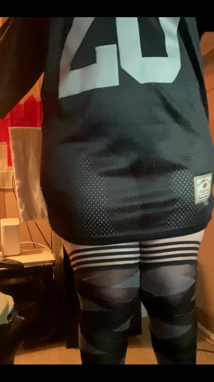 CosmicJones88: Big Ass