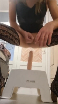 Sissyhusband poseren en rijden 1.