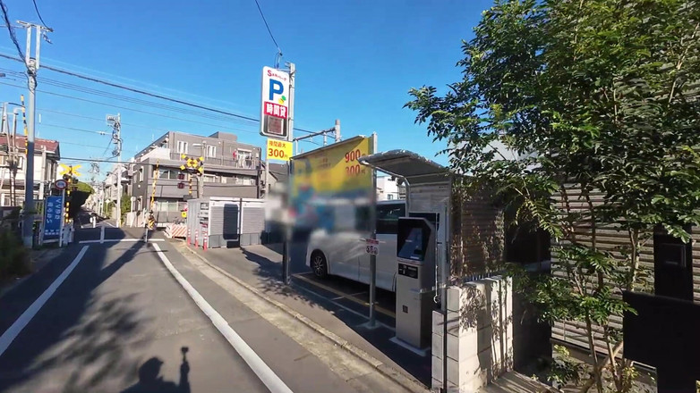 Raptor Inc: ¡La aventura de la esposa tetona expuesta! Delante de su...