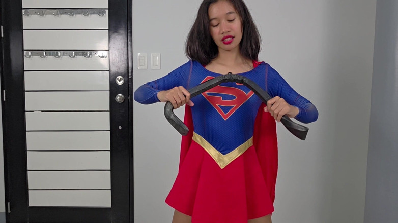 creamberryfairy: La tua fidanzata è supergirl