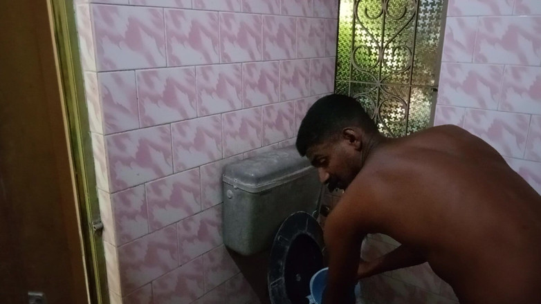 LinearOrnament35: Desi Boy