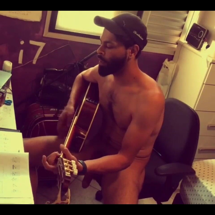 i7Bernard: Guitare n ° 03