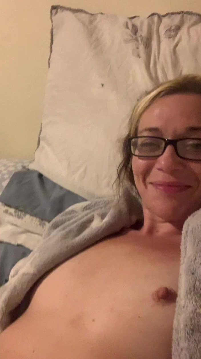 Crystal: Немного игры с моей киской