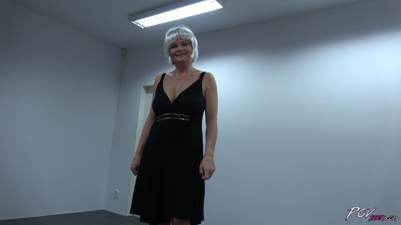 POV Bitch: Busty horny sexmachine milf drives dude crazy