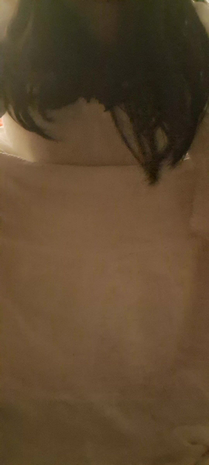 Mommy big hairy pussy: Berühren und probieren, was unter dem kleid ist