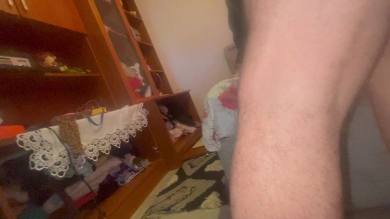 Ionut899: Вітчим трахає мене в дупу, щоб зламати мене