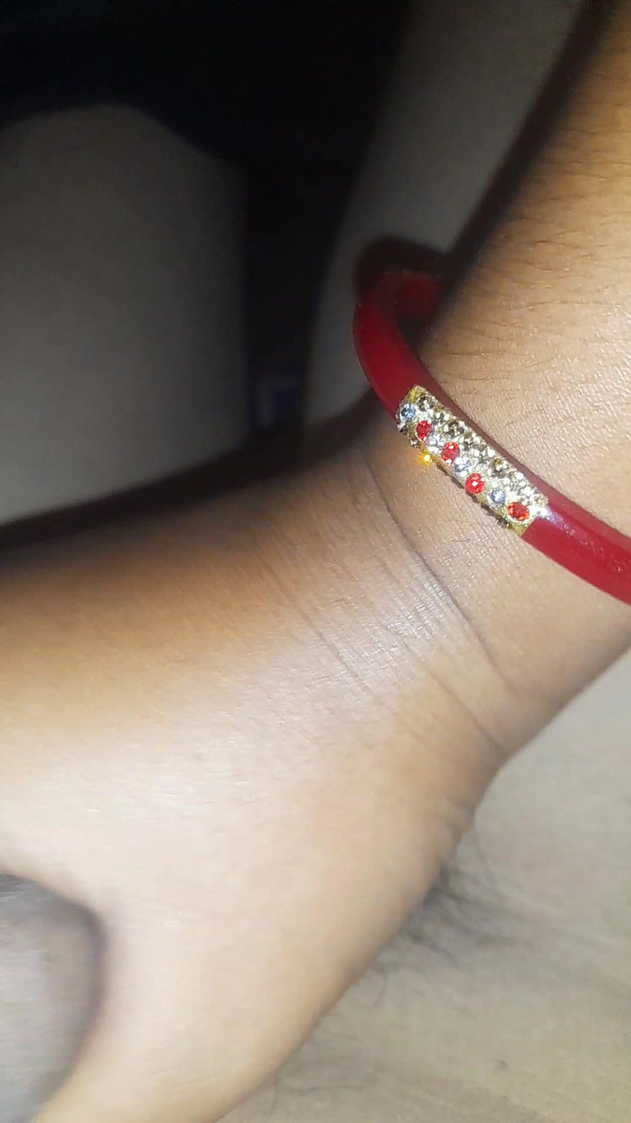 Kundan: Handjob with desi bhabhi