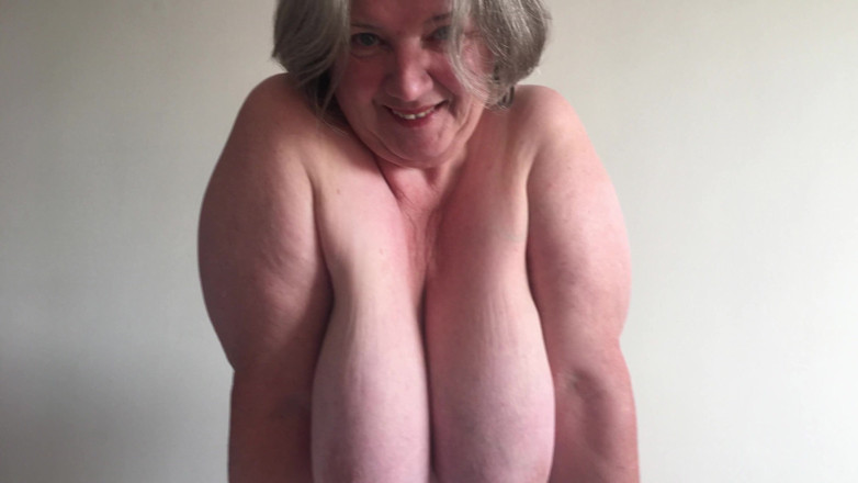 Chris44G: Chris44g heavy hanging breasts