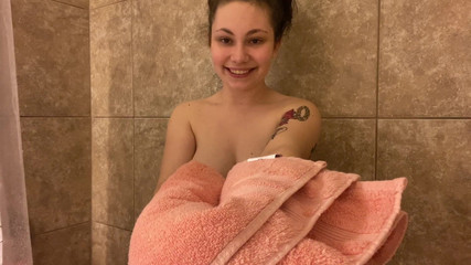 Lenna Lux: Nevlastní sestra punčochy Solo