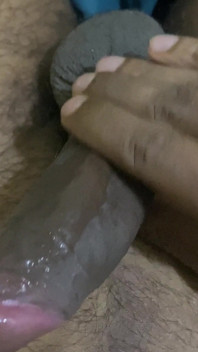 Who Want to Suck My Dick Message Me.