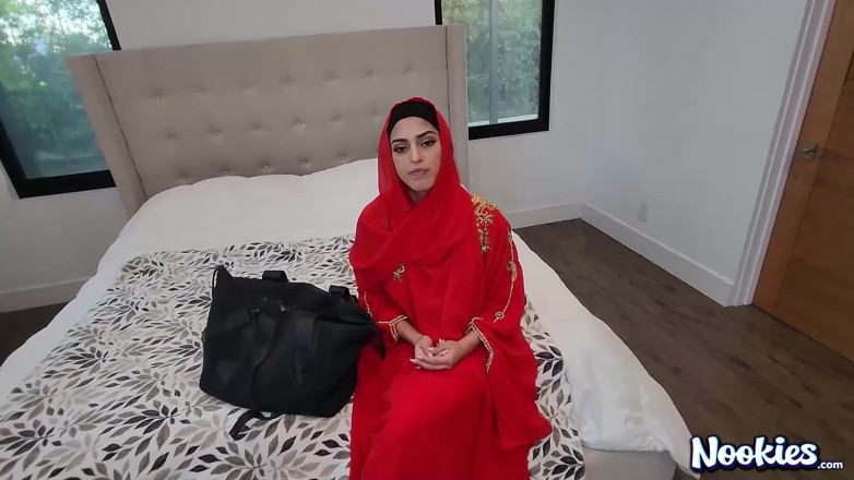 Nookies: Yang Tiada - Fantasi Awek panas bertudung