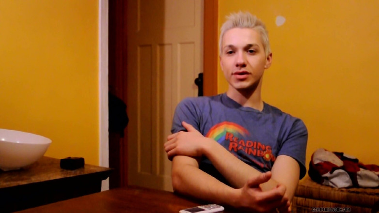 Beddable Boys: Relaxando com Kevin sexy