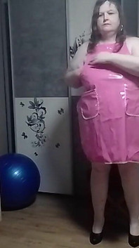 Nowy Gumowy Fartuch SSBBW I Nie Pod Nim