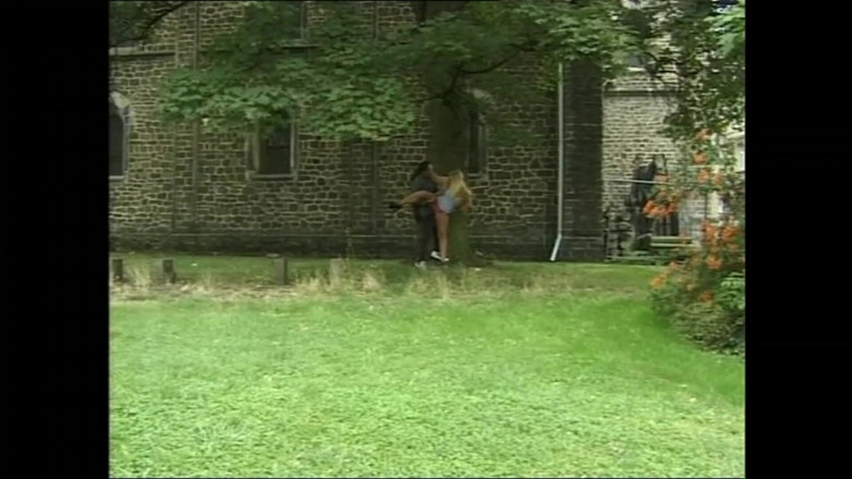 FM Video VOD: Dear Mommy