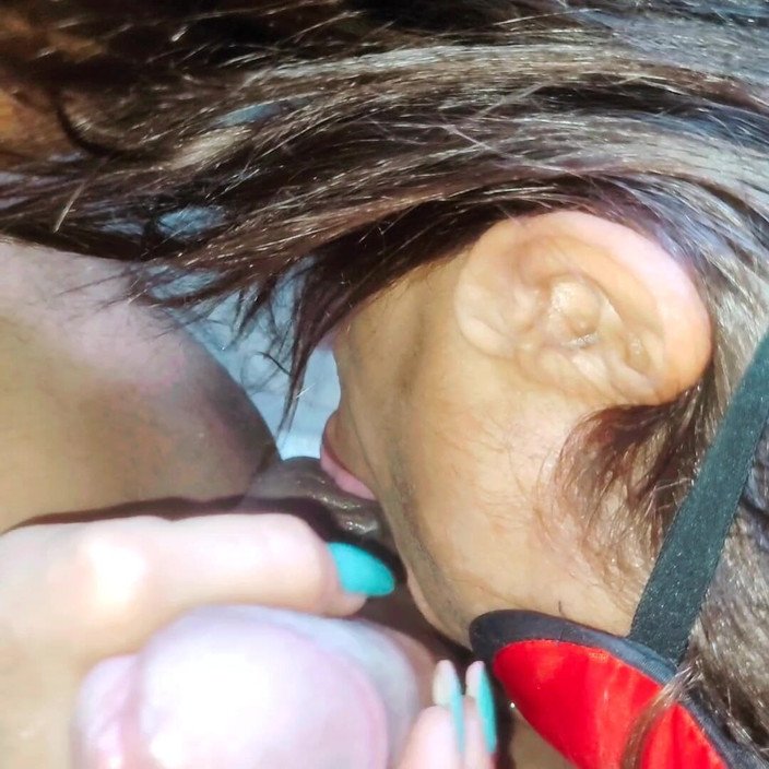 anal_queen_amateur: वह वीर्य को बाहर आते हुए देखने का विरोध नहीं कर सकती थी, उसने को अपने मुंह में डाल दिया