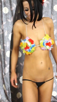 Charlotte Jade - trở lại từ bãi biển