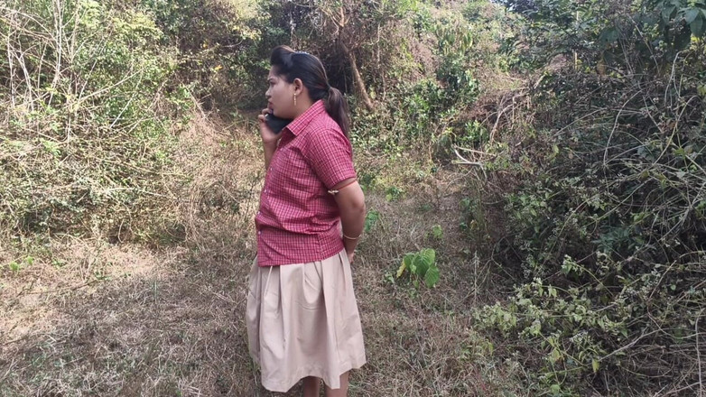 Sona bhabhi: Odia sexvideo, Odia 18 jahre college-mädchen-sex im outdoor-dorffreund