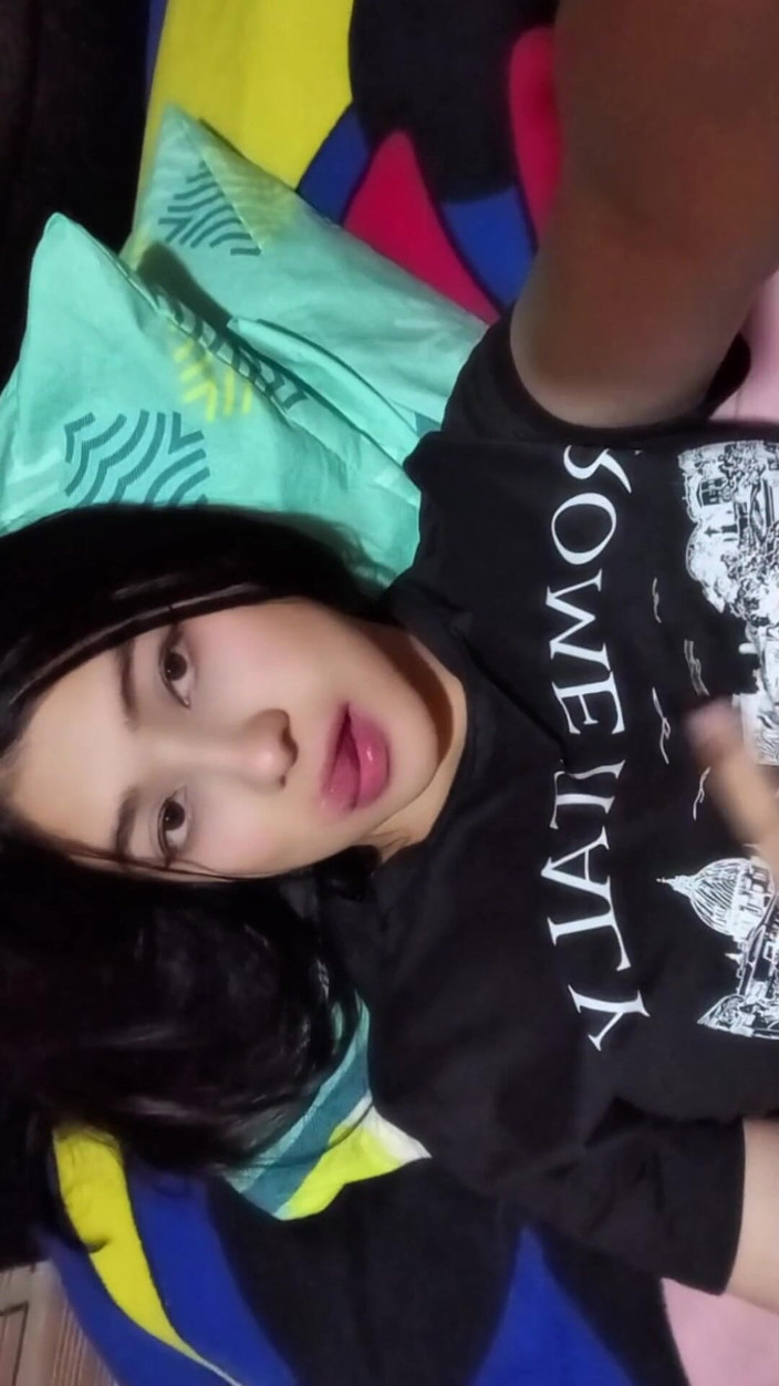 Yuli and tony: Przyrodnia siostra mojej żony wchodzi do naszego pokoju, gdy byliśmy jebanie