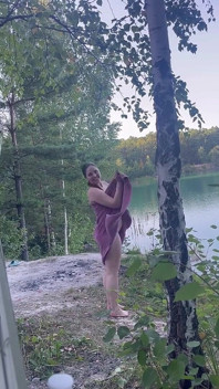 Nackt schwimmen, schlamm, blankziehen auf einer autobahn