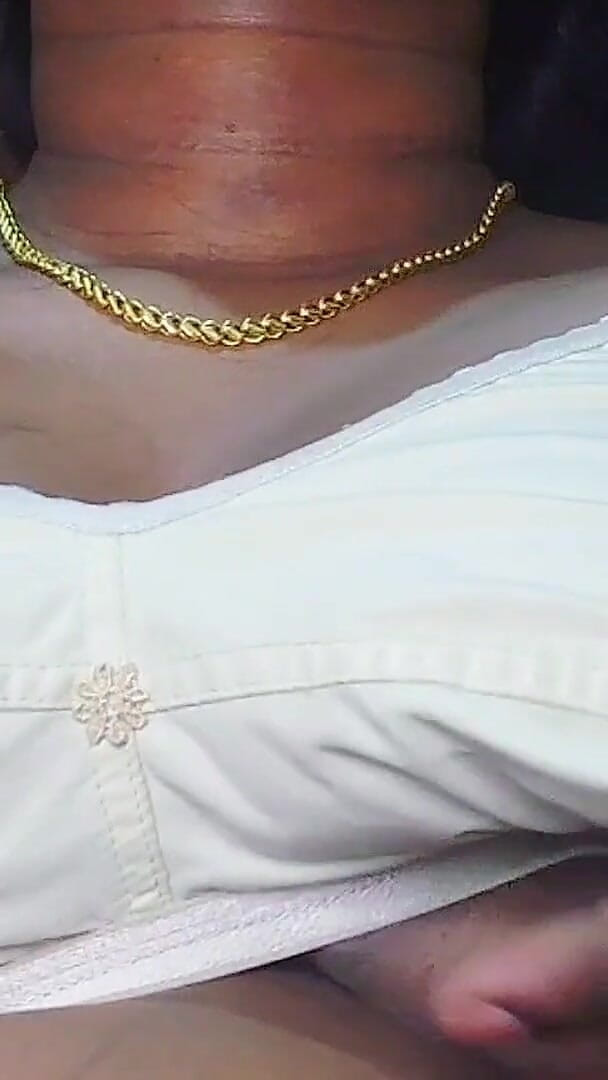Desi Mohini: 의붓형제 의붓여동생에게 섹스를 제안한 의붓여동생도 행복해졌어