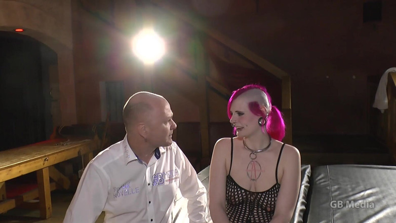 GangBang-Dream: Nasty-whore Laura in Creampie Gangbang
