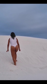 M-am dus la dunele din Cabo Frio pentru a face arta, literalmente