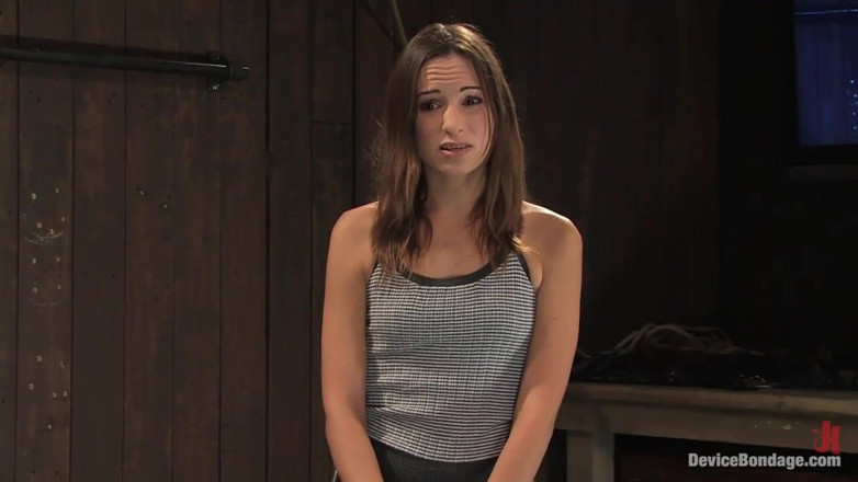 Kink: Amber Rayne janjir se bhari choot