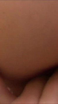Sexy zrzka zralá je ošukaná zblízka