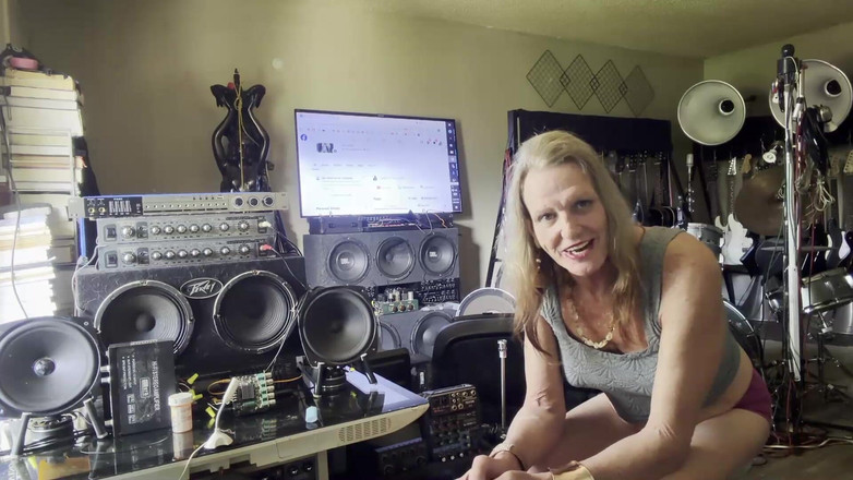 Lizzy Yum: Lizzy Yum Sd February 2026 Post Op Shemale Masturbating Dilating Dildo...