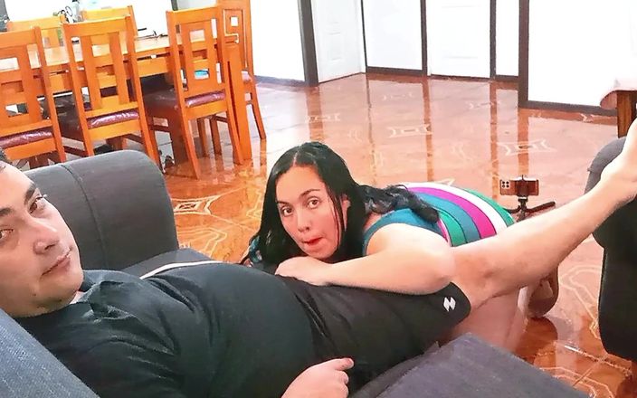 BBW Kelly Mom: Üvey anne üvey oğluna sakso çekiyor ve sonunda sikişiyorlar
