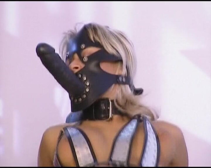 German's Fetish: Ini Adalah Salah Satu Sesi Macam Dengan Si jalang strap-on...