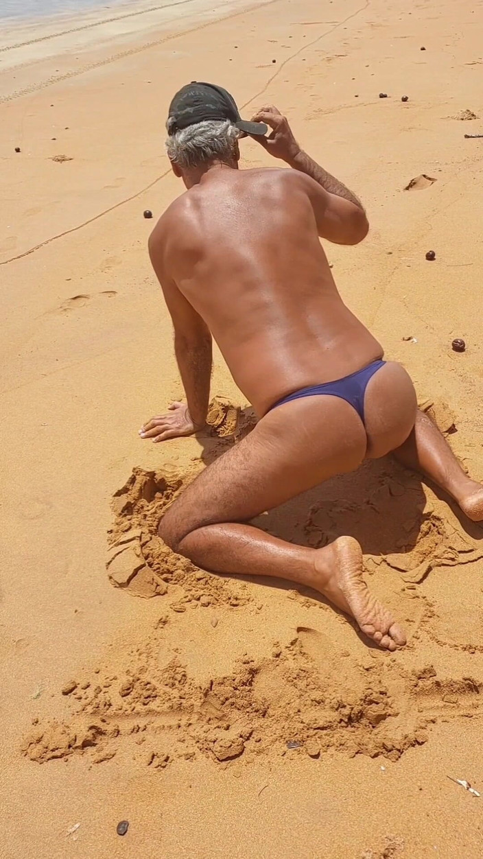 Ladysilvas: In einem bikini am strand was für ein heißer arsch