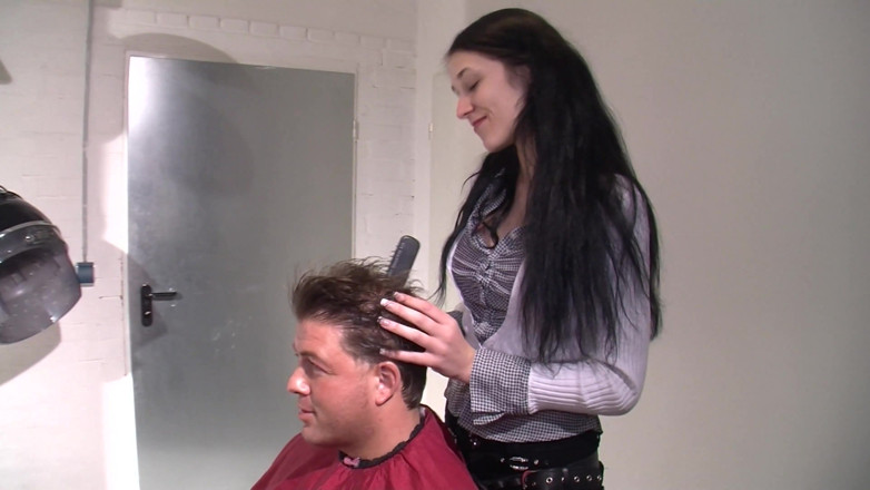 Retro German Muttis: Horny MILF gets fucked by a huge cock after masturbating...