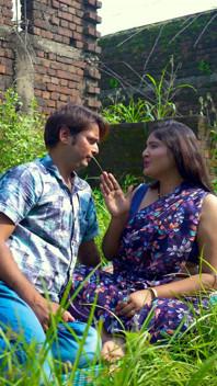Después De La Boda, Raj Llamó a Khushi a Un Lugar Reservado Y Tuvo Relaciones Sexuales Con Ella.