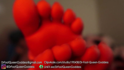 Dr. Foot Queen Goddess: Sol berlemak merah yang dibanta