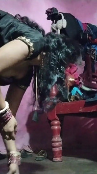 Indiana do interior faz sexo nu completo em canoa e chupa pau colocando na boca e fazendo quente