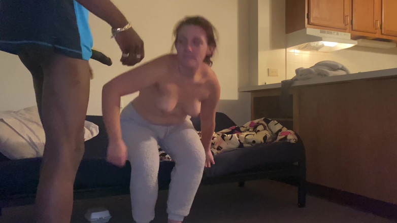 TheRealBigDaddyKJ: Bigdaddykj: Amazon Delivery Driver Drops off Packages and Dick