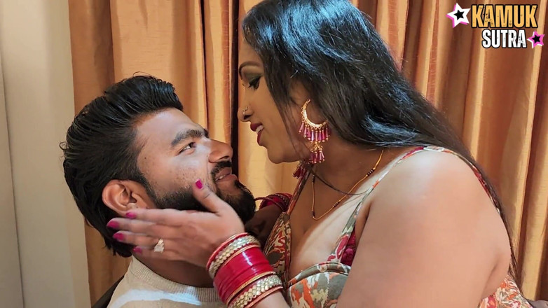reena bhabhi: Bindu Bhhabhi Hot Sex in Bedroom (hindi Audio)