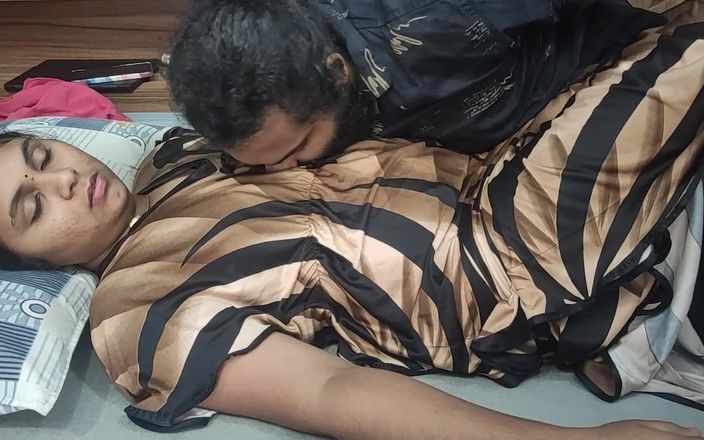 Vaigavarun45: Romansa lip lock hot pasangan mallu trivandrum dientot habis-habisan