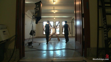 Men on Edge: Feisty New Yorker - Kurt Von Ryder