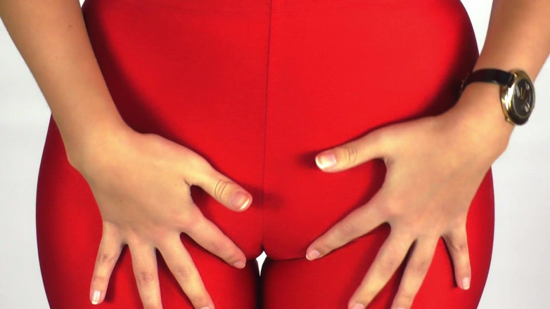 Helena Moeller: Spandex fetish with Jerk off instructions